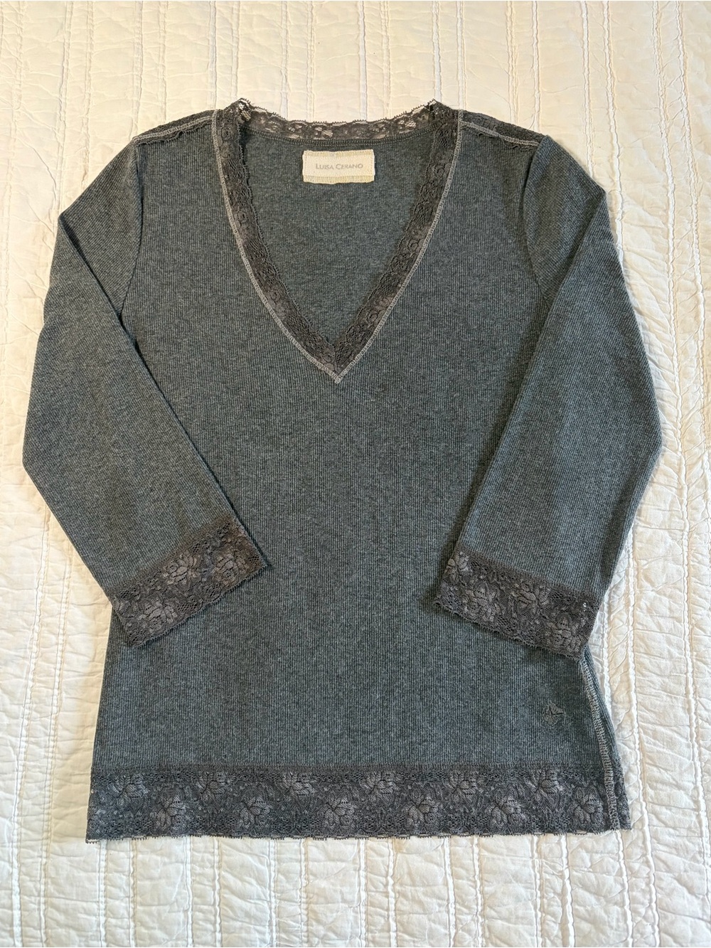 Luisa Cerano Grey Ribbed Lace Trim V-Neck Top - M